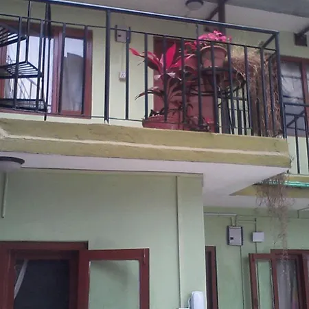 Hotel Sisters Home-2